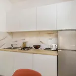 Apartment Close To With Restaurant