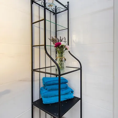 Near The Lejlighed *