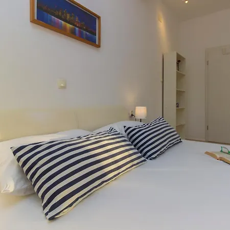 Whitehouse - Close To With Restaurant Brodarica (Sibenik-Knin)