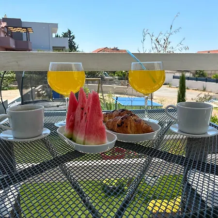 Apartment Whitehouse - Close To With Restaurant