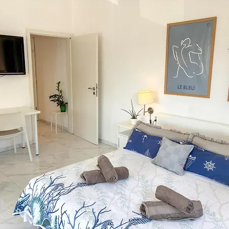Apartment Whitehouse - Close To With Restaurant
