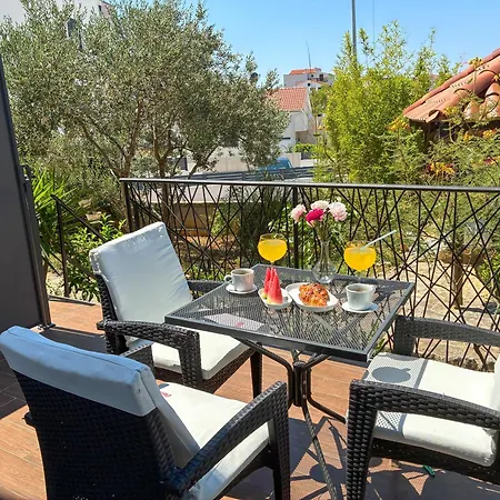 Apartment Whitehouse - Close To With Restaurant