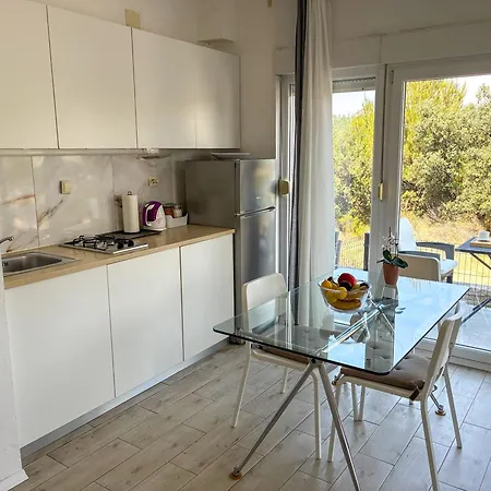 Apartment Whitehouse - Close To With Restaurant
