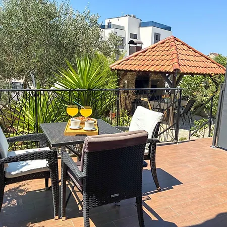 Apartment Whitehouse - Close To With Restaurant Brodarica (Sibenik-Knin)