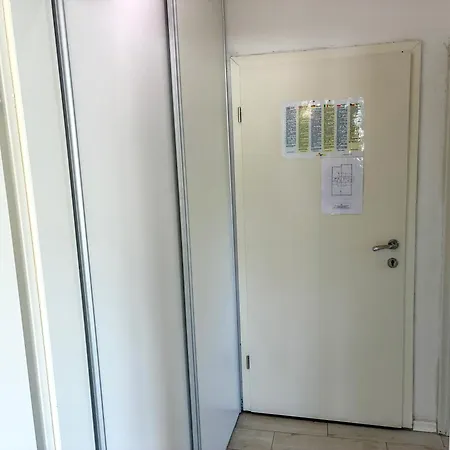 Whitehouse - Close To With Restaurant * Brodarica (Sibenik-Knin)