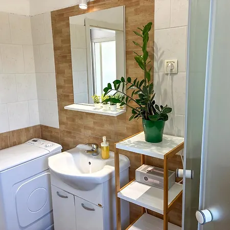 Apartment Whitehouse - Close To With Restaurant *