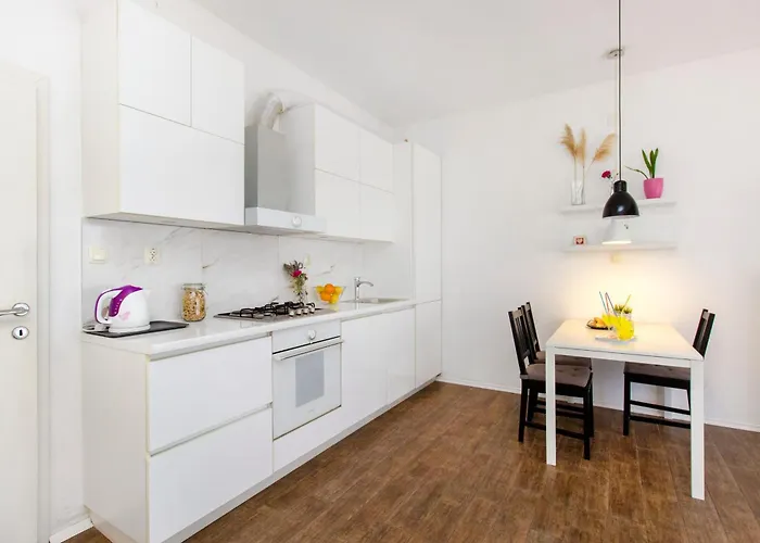 Close To With Restaurant דירה ברודאריצה