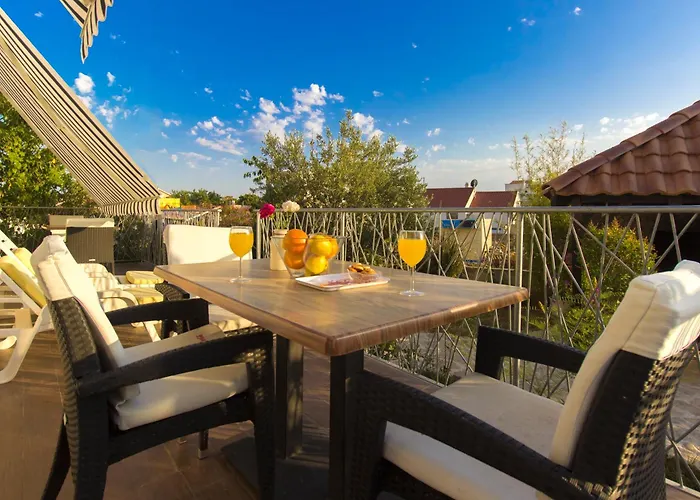 דירה Close To With Restaurant *