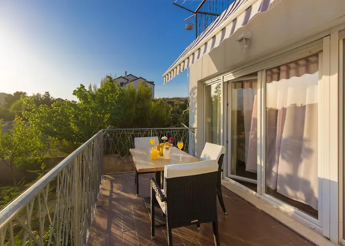 Near The * Brodarica (Sibenik-Knin)